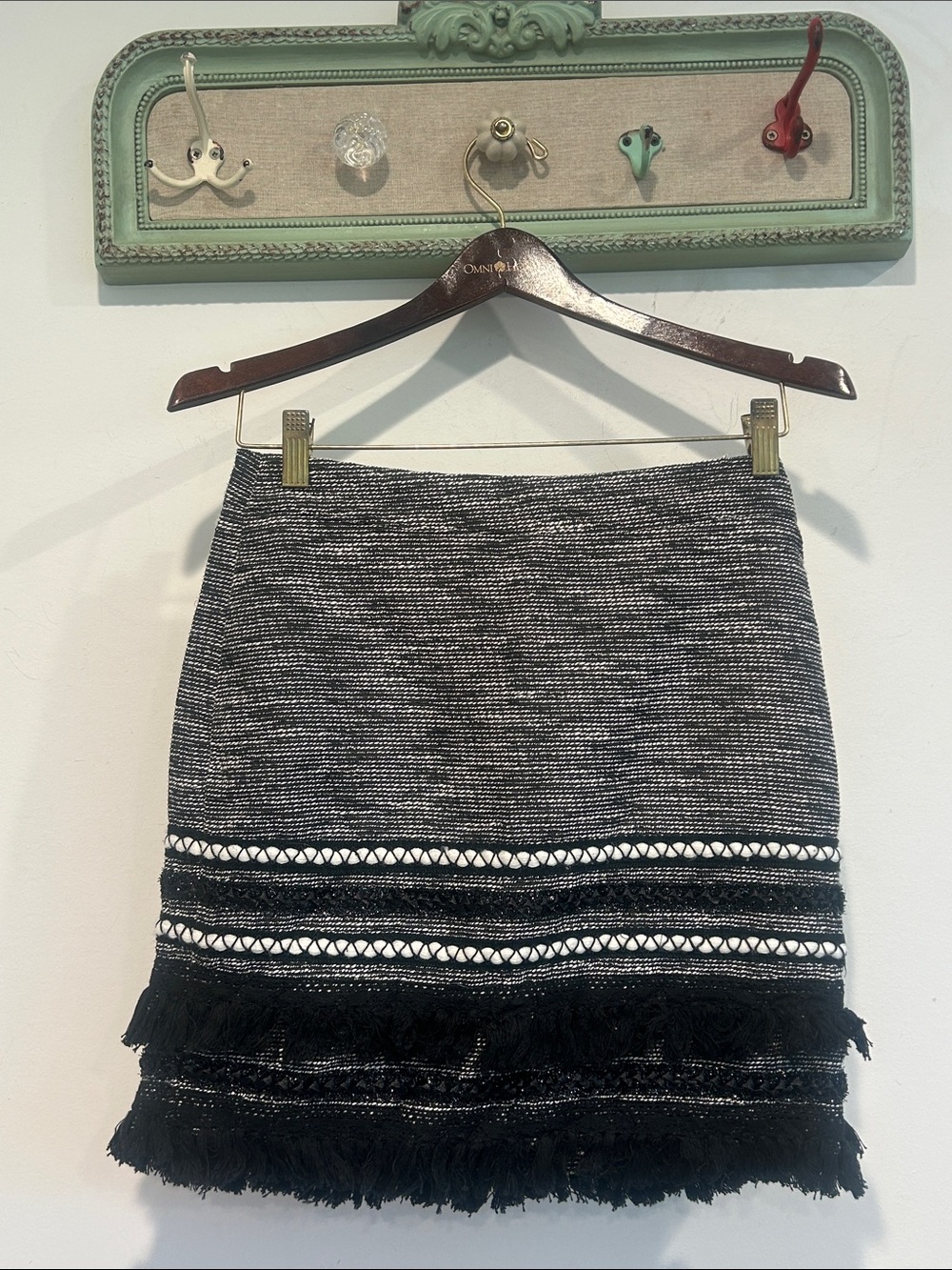 H&M Black And White Textured Tweed Fringe Shimmer Mini Skirt Women’s 6 Small